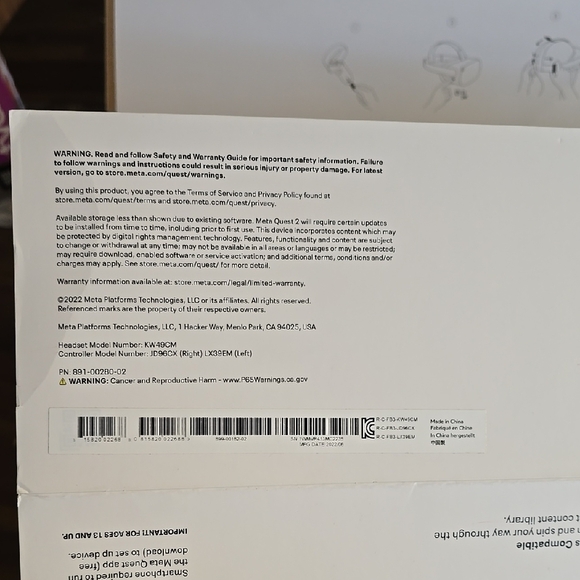 Meta Quest 2 VR Headset - White - Picture 9 of 14